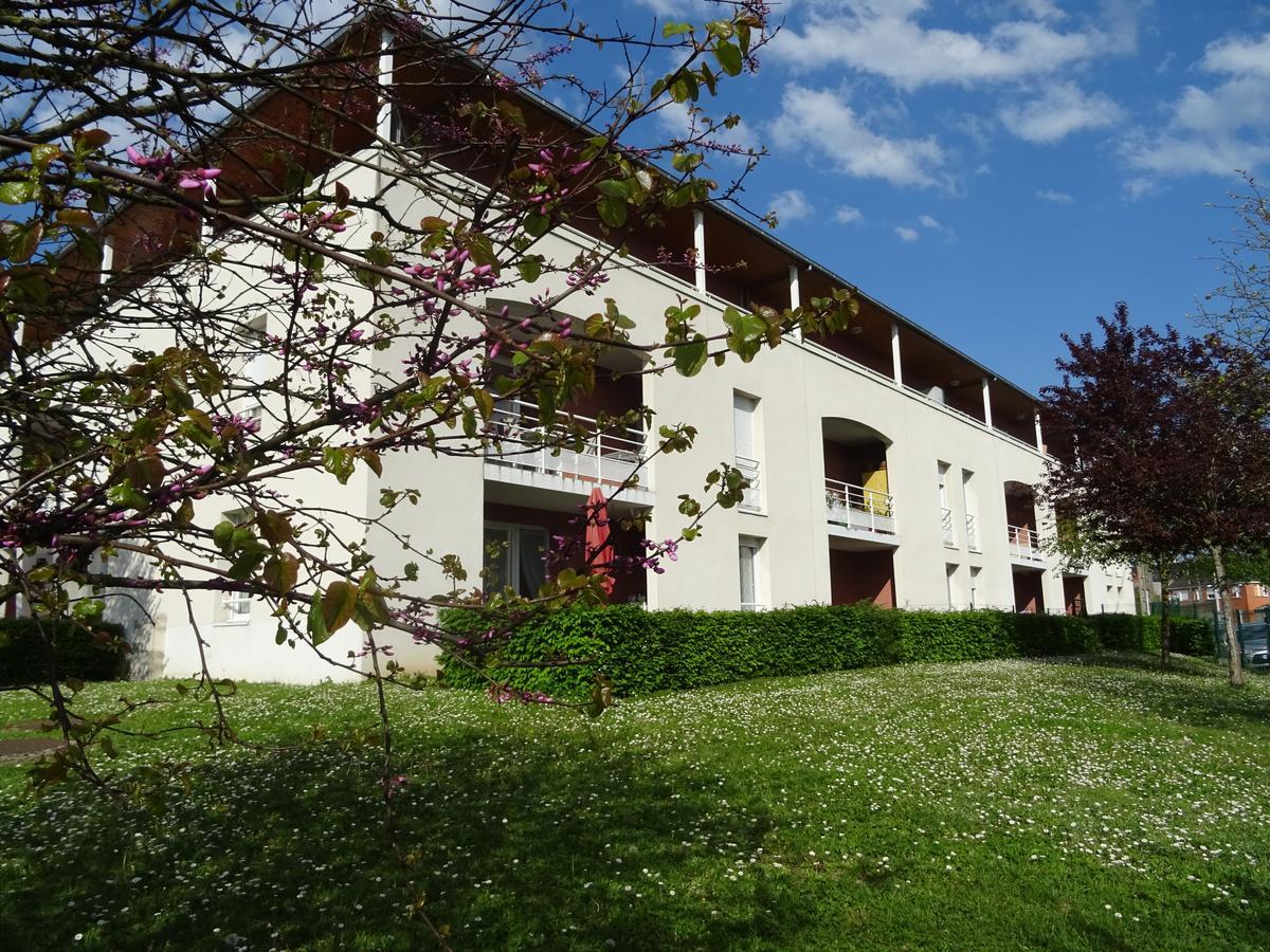 Domitys Le Village Vierzon Exteriör bild